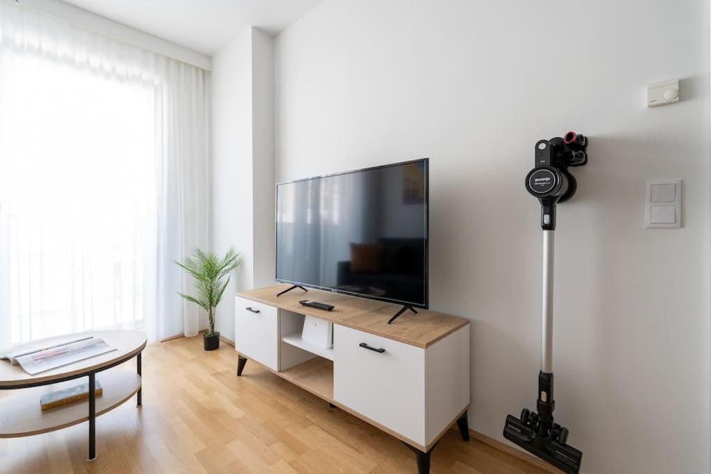 Urban 1Br Retreat, Easy City Link By Hm Wien Eksteriør billede