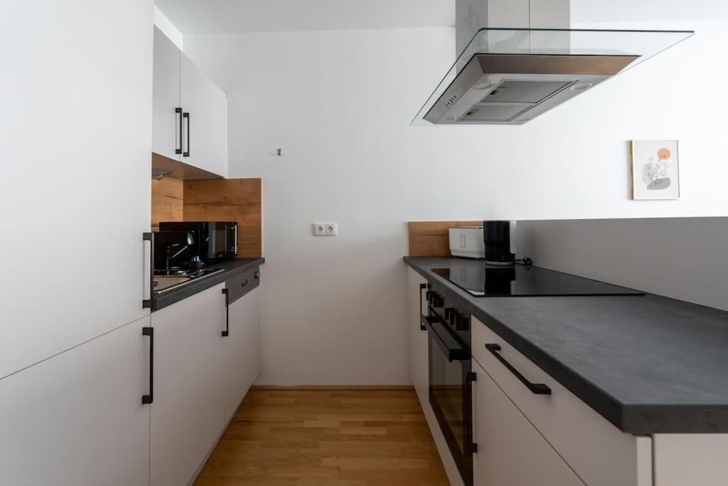 Urban 1Br Retreat, Easy City Link By Hm Wien Eksteriør billede