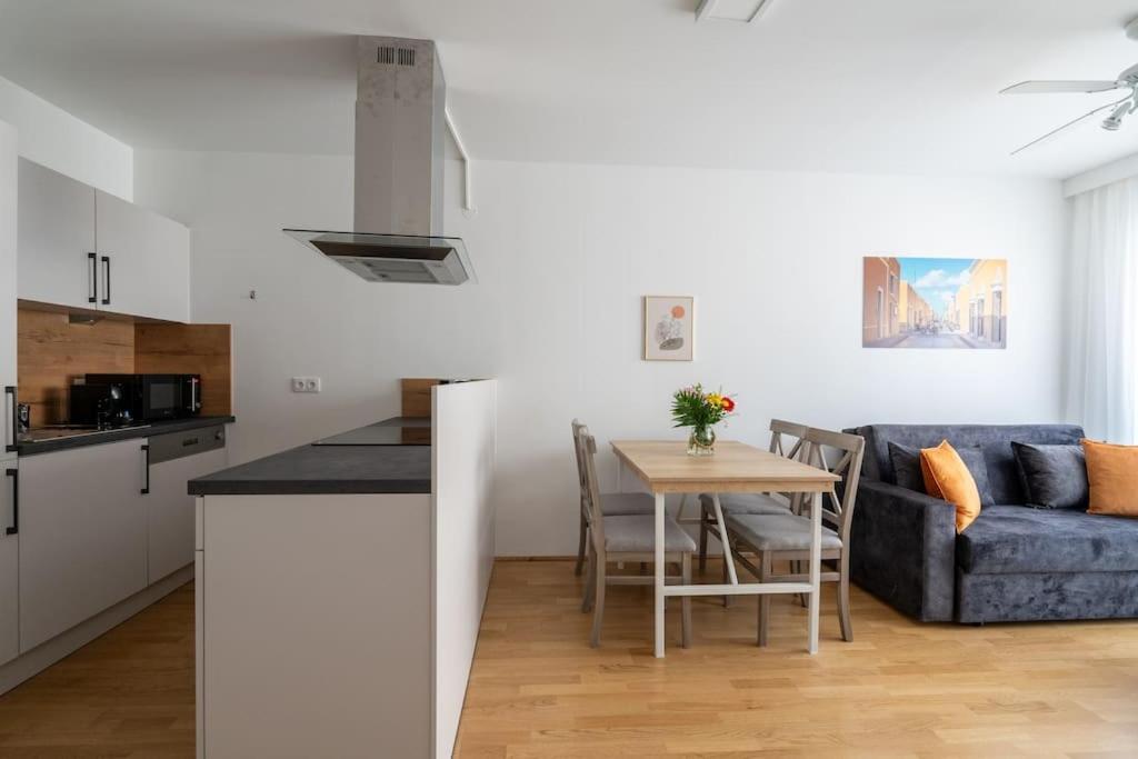Urban 1Br Retreat, Easy City Link By Hm Wien Eksteriør billede